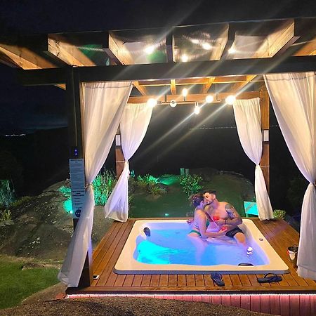 Casa Mirante Do Sol-Vista Exuberante Com Spa 고베르나도르 셀소 하모스 외부 사진